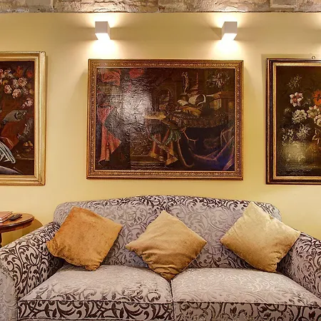 Palazzo Paolina Boutique Hotel