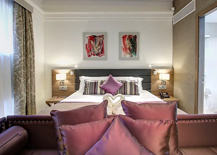 Palazzo Paolina Boutique فندق 5*